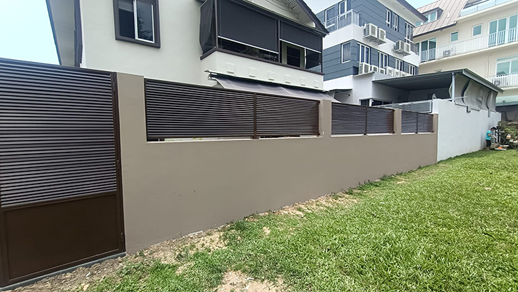 Horizontal Louvre Privacy Fence Design