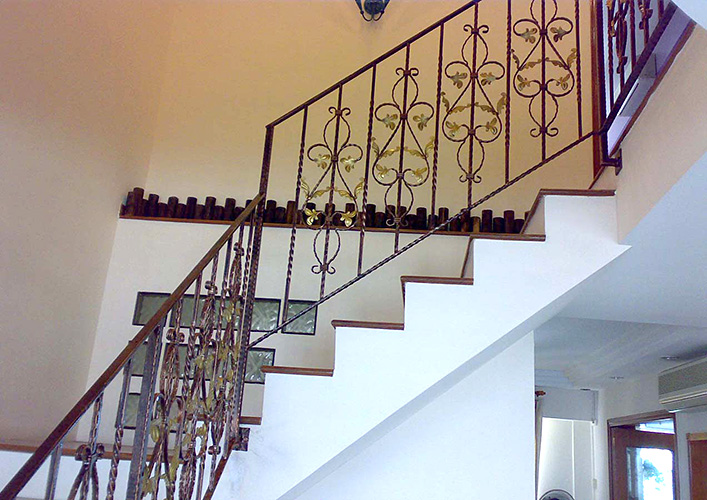 Wrought iron staircase railing in Singapore
